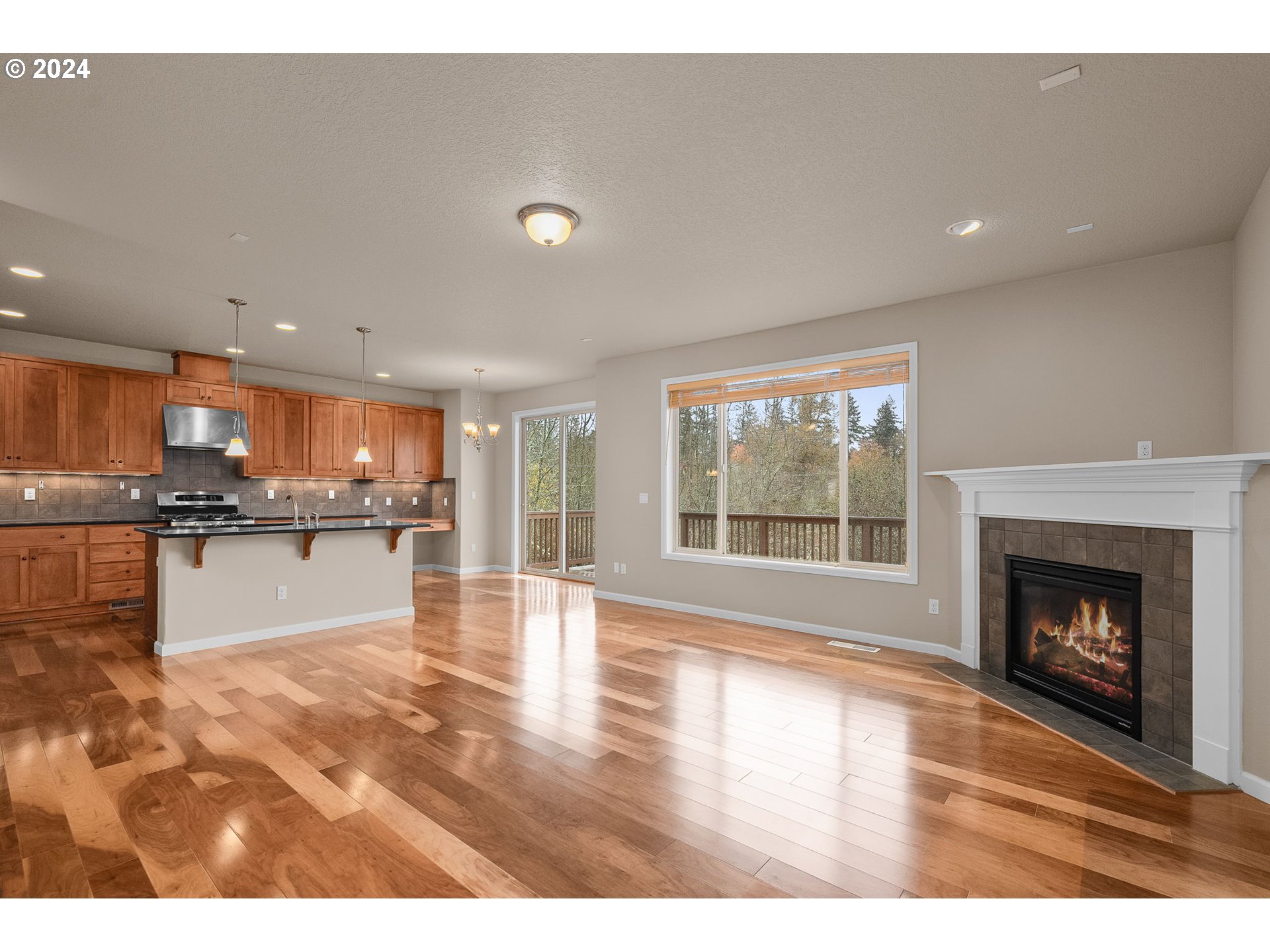 14034 Northwest Gargany Street Portland, OR 97229 - Photo 14 of 36 Family Room