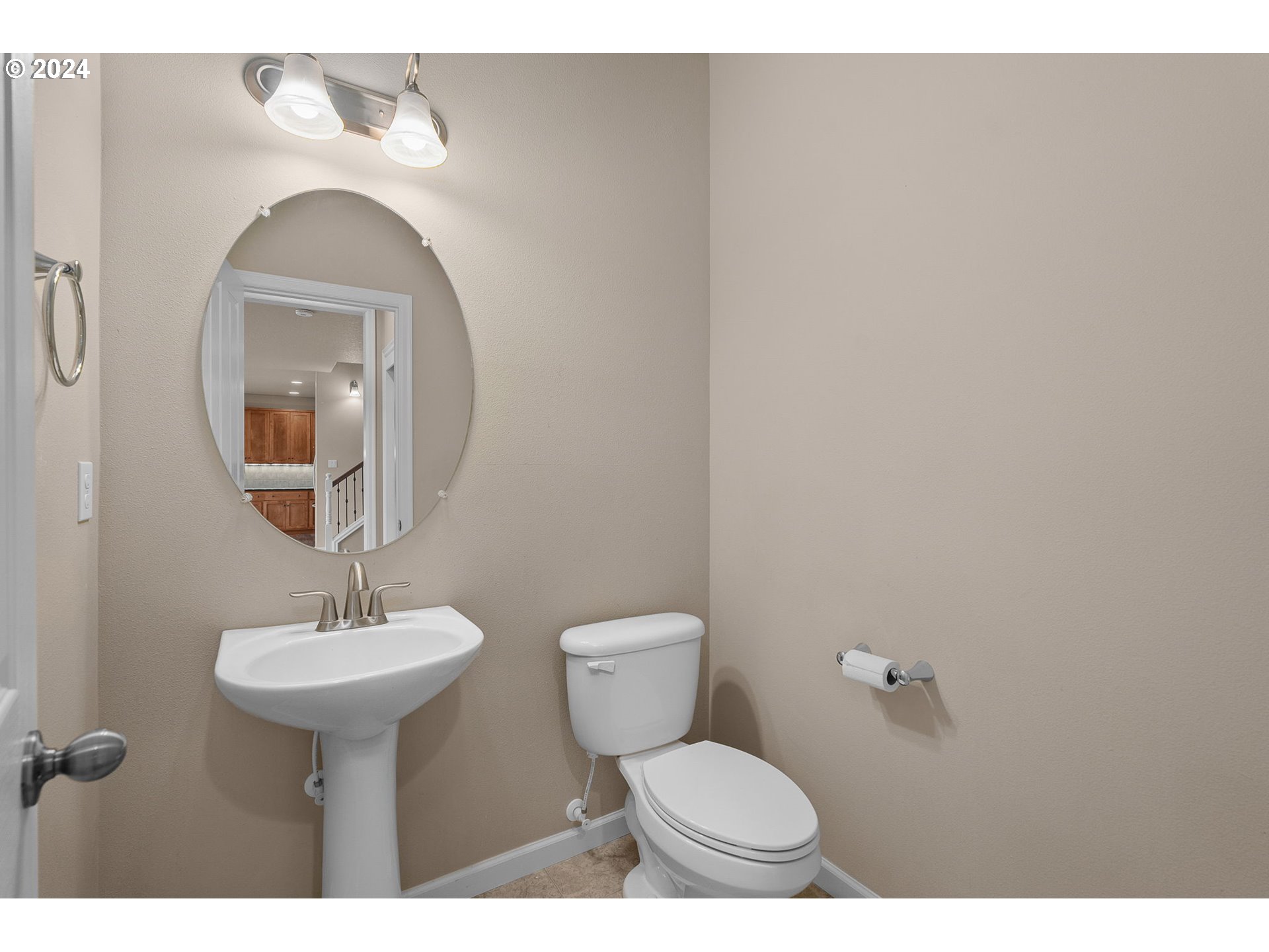 14034 Northwest Gargany Street Portland, OR 97229 - Photo 17 of 36 Bathroom