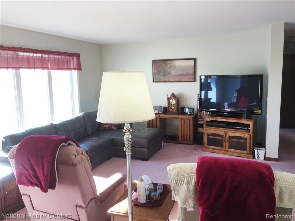 6893 Lothrop Road Imlay City, MI 48444 - Photo 65 of 98 2016-11-21 14.28