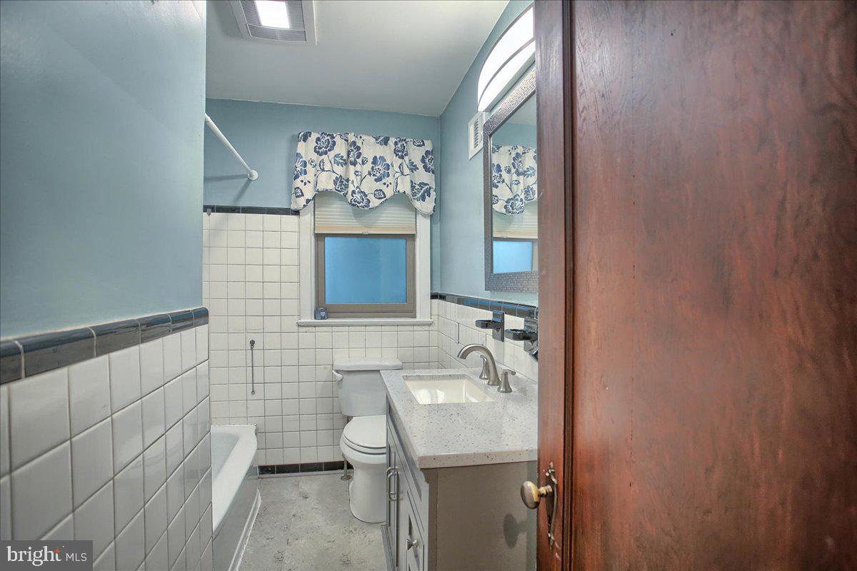 4787 Tipton Road Harrisburg, PA 17111 - Photo 17 of 58 Gallery Image 17