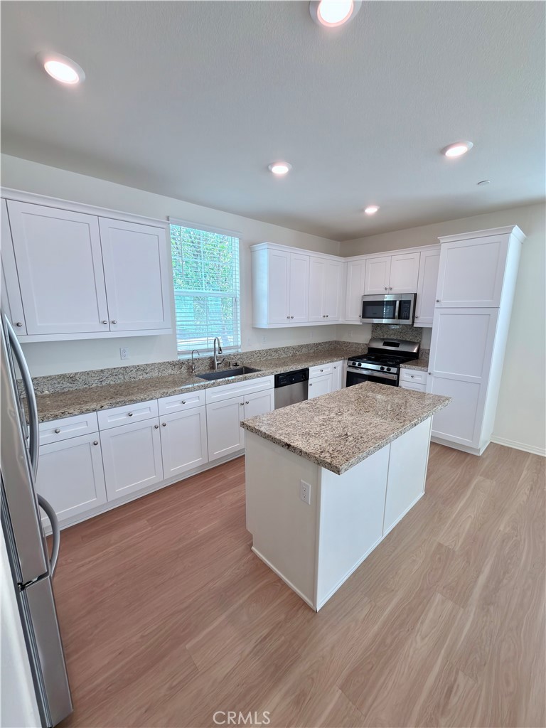 7897 Griffith Peak Street Riverside, CA 92507 - Photo 6 of 26