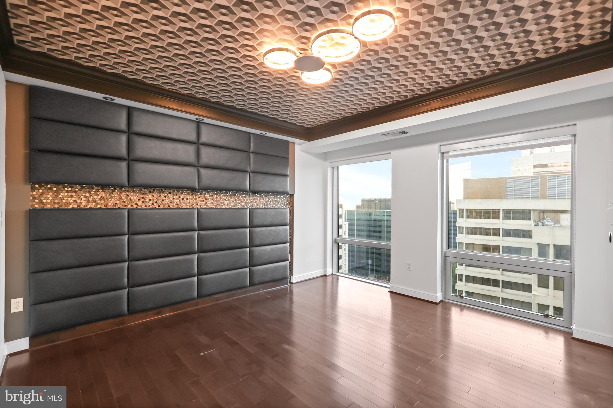 1111 19th Street North, Unit 1707 Arlington, VA 22209 - Photo 15 of 60 Primary Bedroom with city views