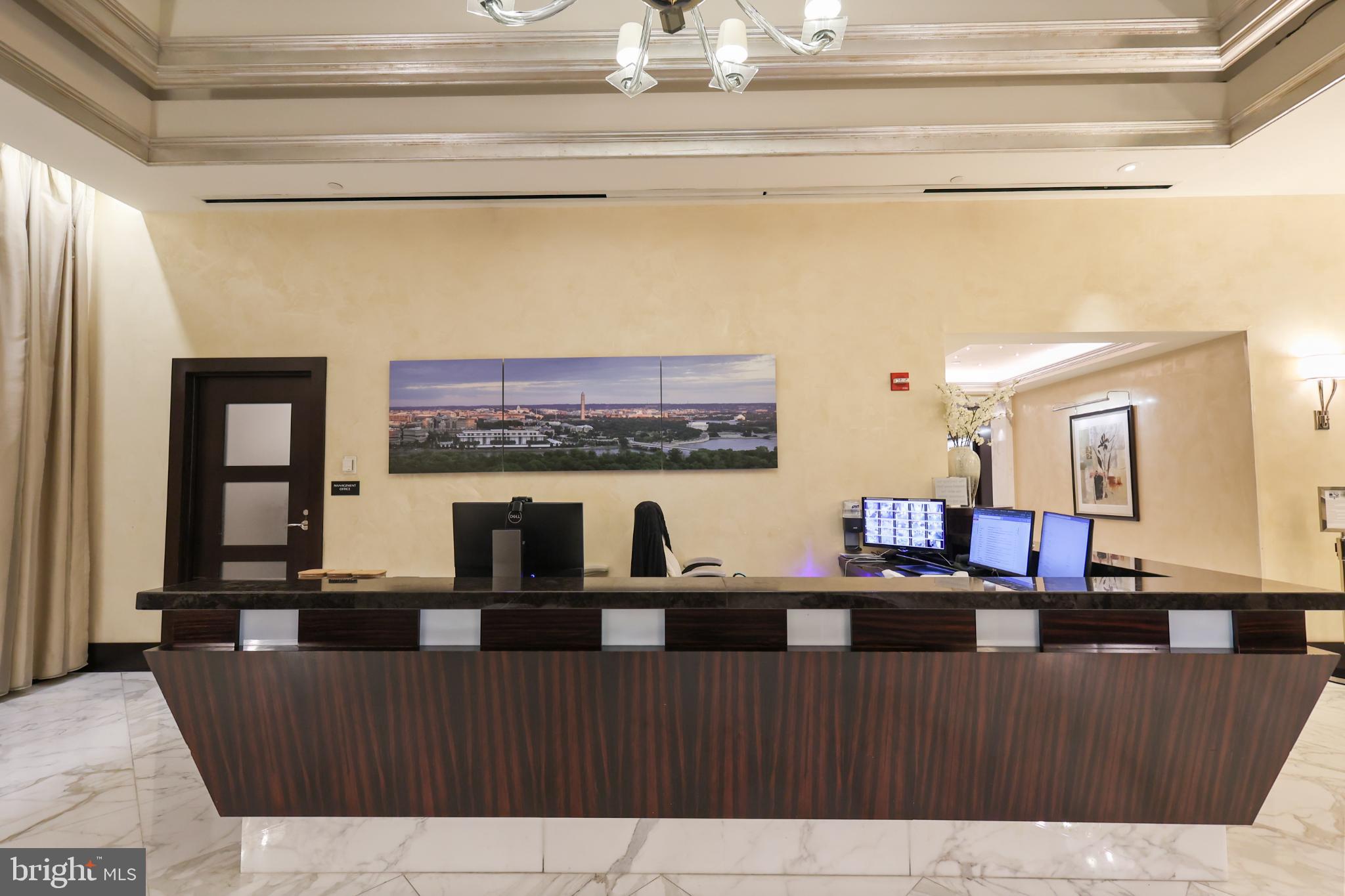 1111 19th Street North, Unit 1707 Arlington, VA 22209 - Photo 44 of 60 Receptionist/concierge post