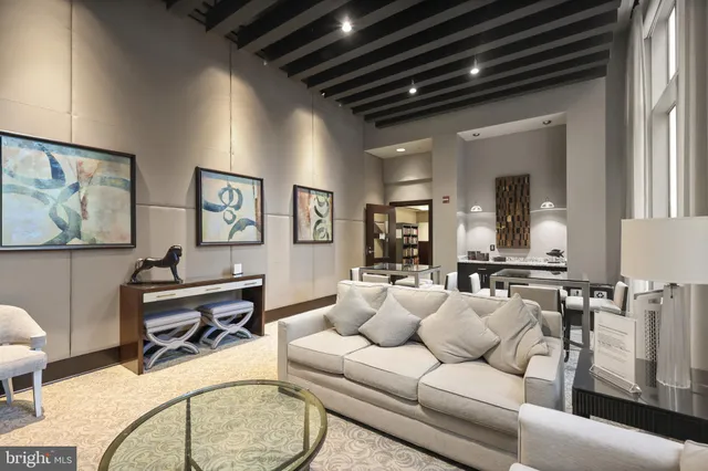 $849,000 | 1111 19th Street North, Unit 1707, Arlington, VA 22209