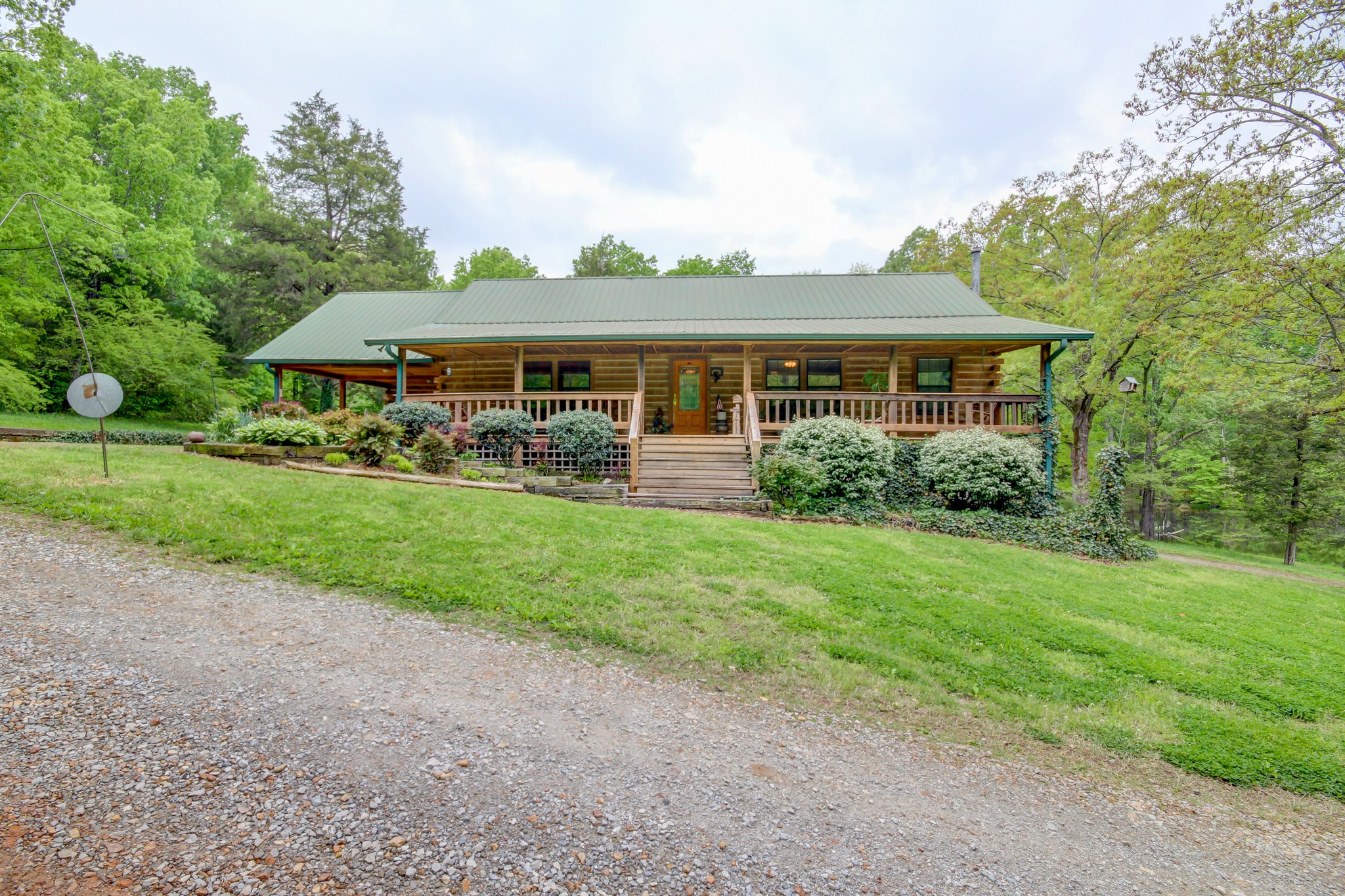 784 Brooks Road Erin, TN 37061 - Photo 1 of 22 Gallery Image 1