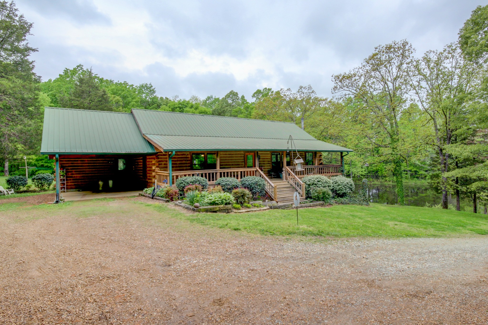 784 Brooks Road Erin, TN 37061 - Photo 2 of 22 Gallery Image 2