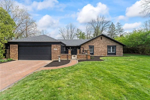 $430,000 | 1717 Conwood Drive, Troy, OH 45373