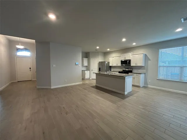 $2,295 | 4424 Corktree Lane, Fort Worth, TX 76036