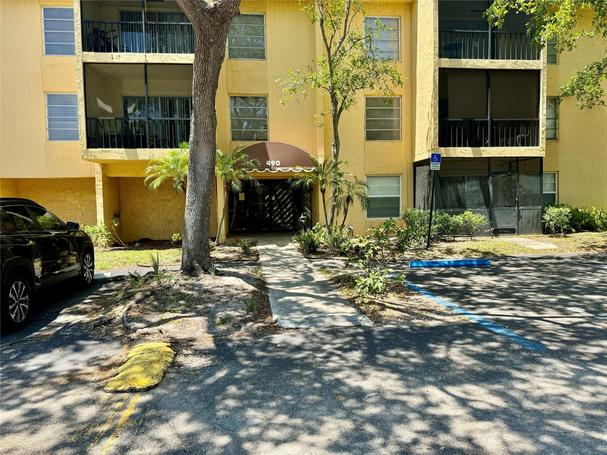 490 Northwest 20th Street, Unit 301 Boca Raton, FL 33431 - Photo 32 of 44 Photo 36