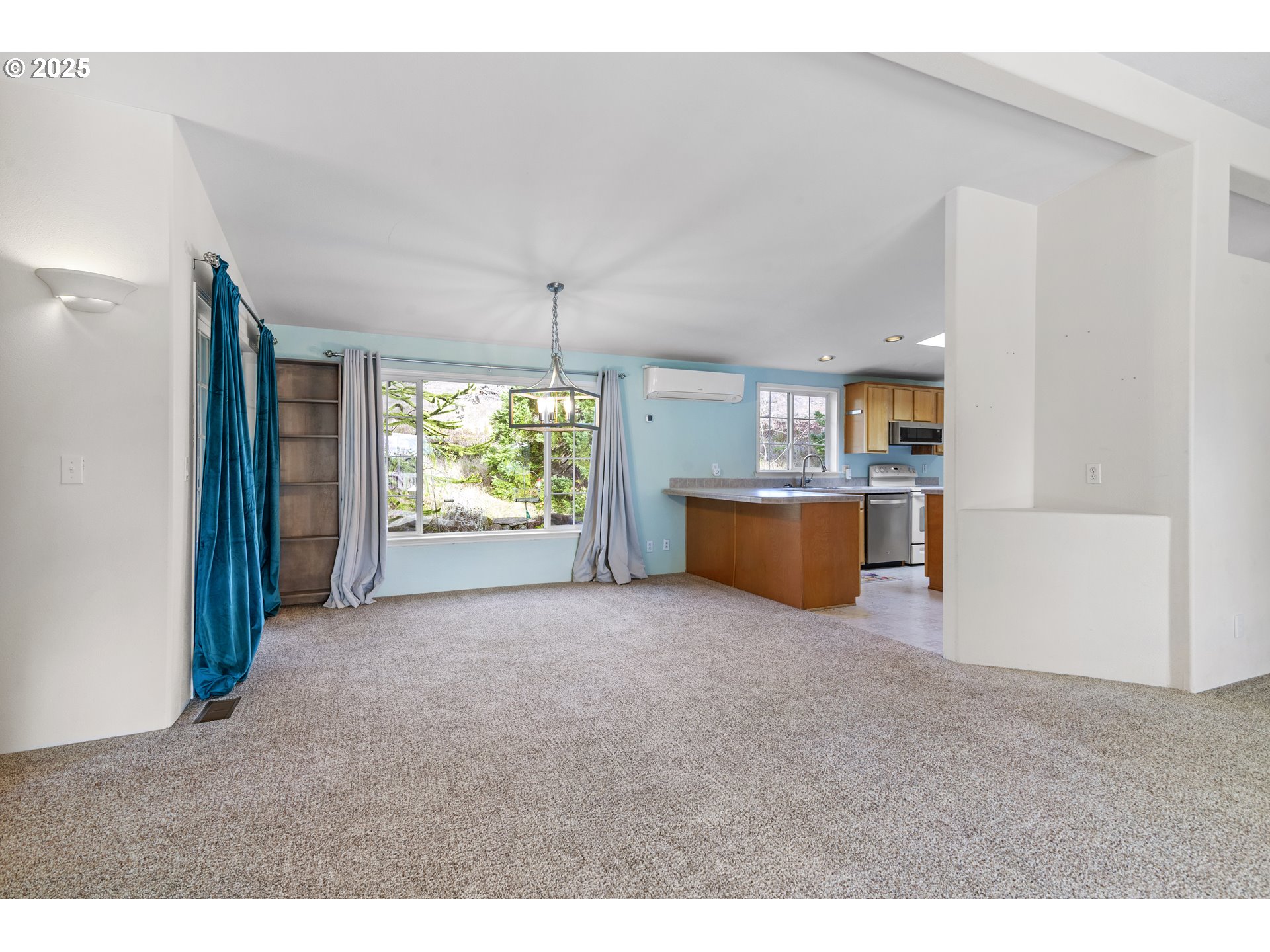 210 Corcoran Road Kalama, WA 98625 - Photo 8 of 34