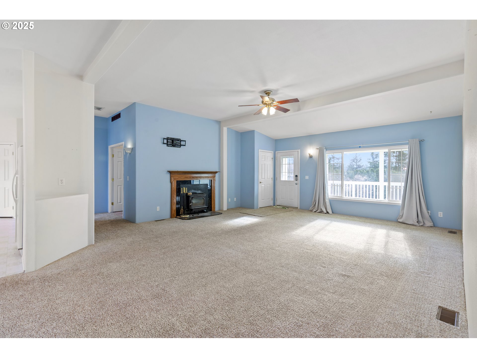 210 Corcoran Road Kalama, WA 98625 - Photo 9 of 34