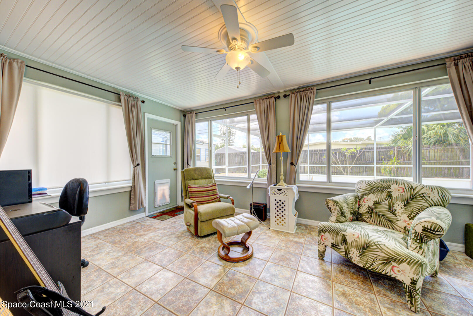 1211 Princeton Road Cocoa, FL 32922 - Photo 14 of 43 Florida room
