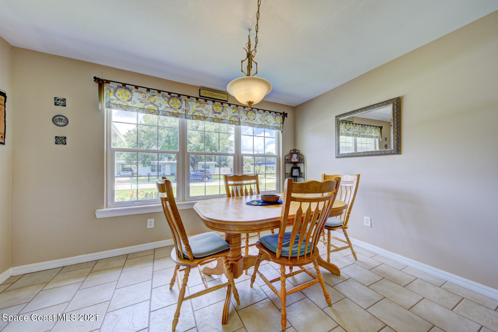1211 Princeton Road Cocoa, FL 32922 - Photo 20 of 43 dining room