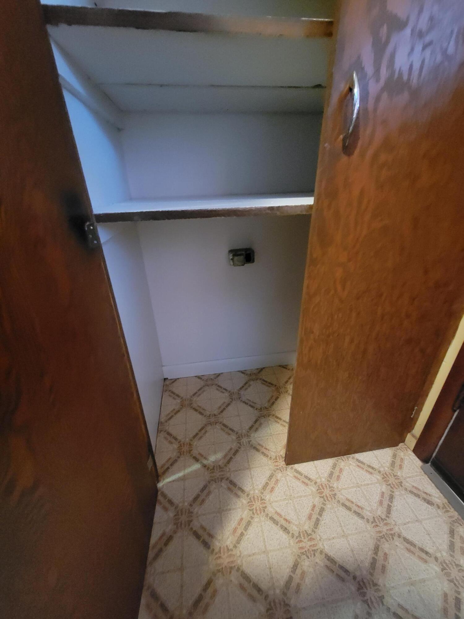 2288 West Giles Road Muskegon, MI 49445 - Photo 17 of 23 20251214_142806