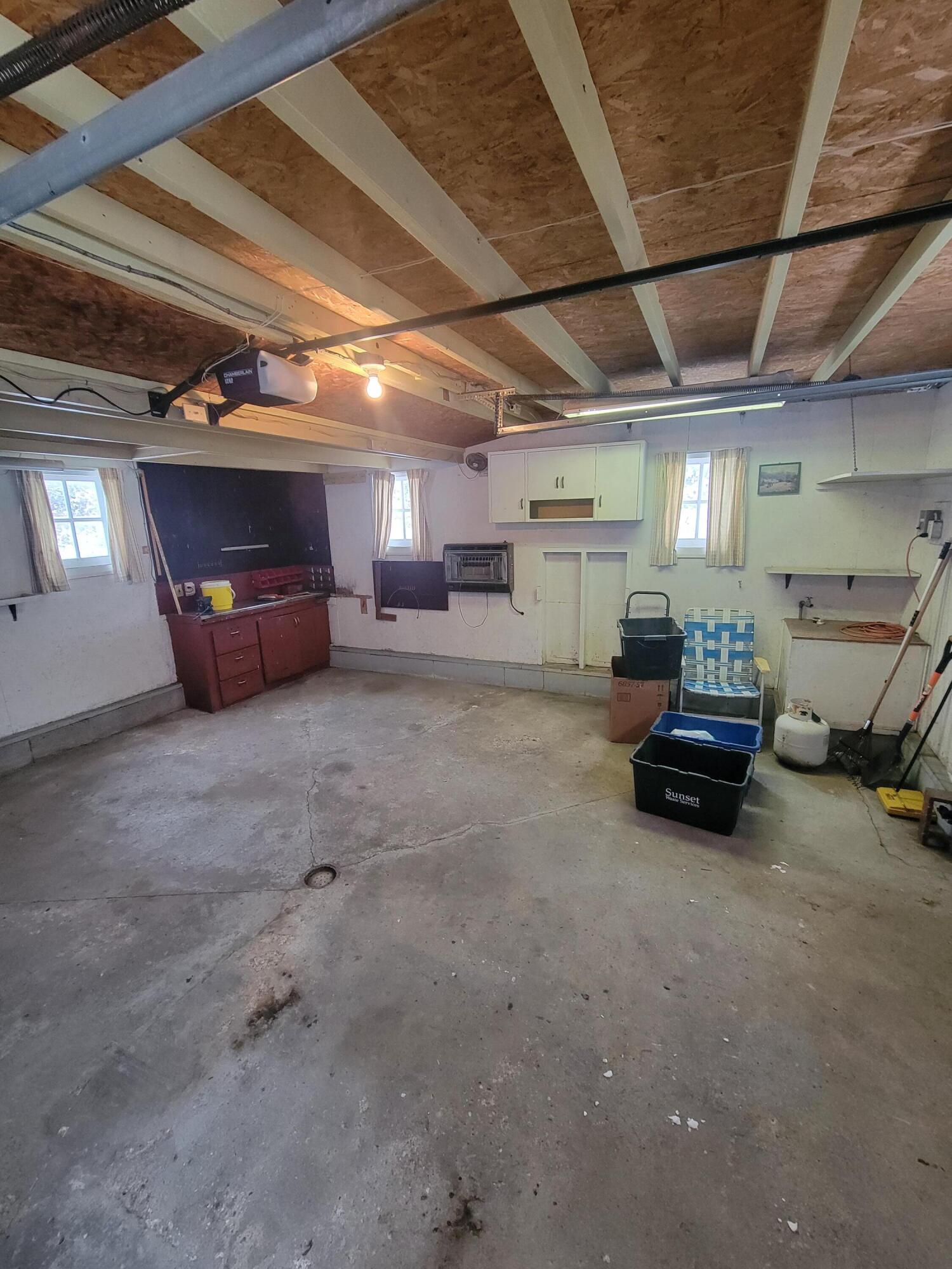 2288 West Giles Road Muskegon, MI 49445 - Photo 21 of 23 20251214_143006