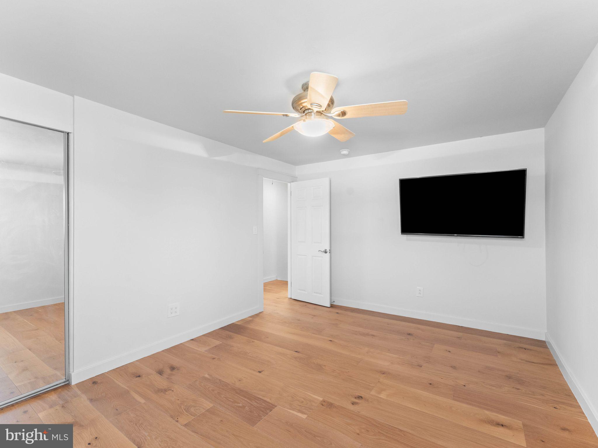 27 Randy Road Glendora, NJ 08029 - Photo 11 of 31 Gallery Image 11