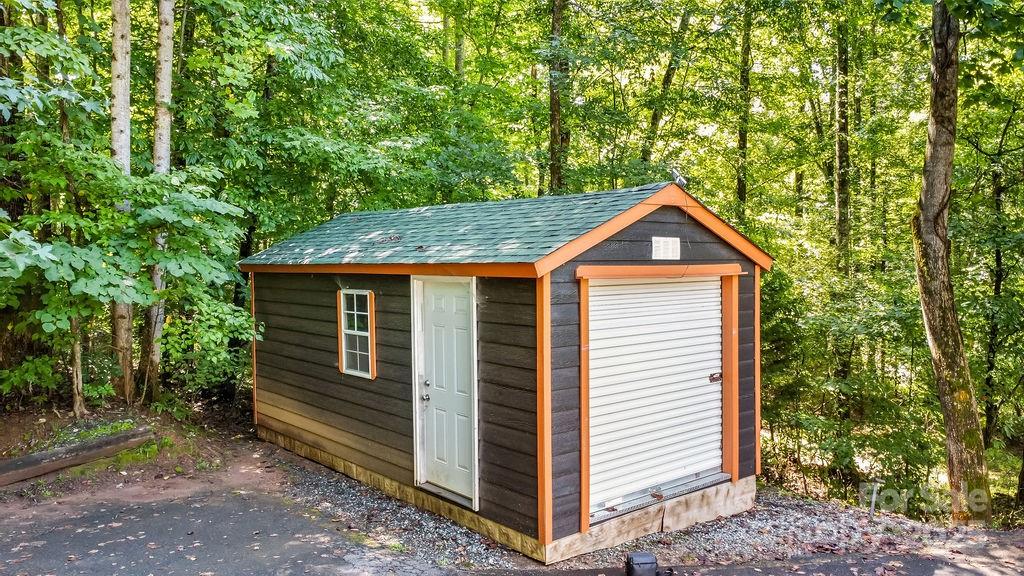 872 Hayes Road Columbus, NC 28722 - Photo 23 of 32