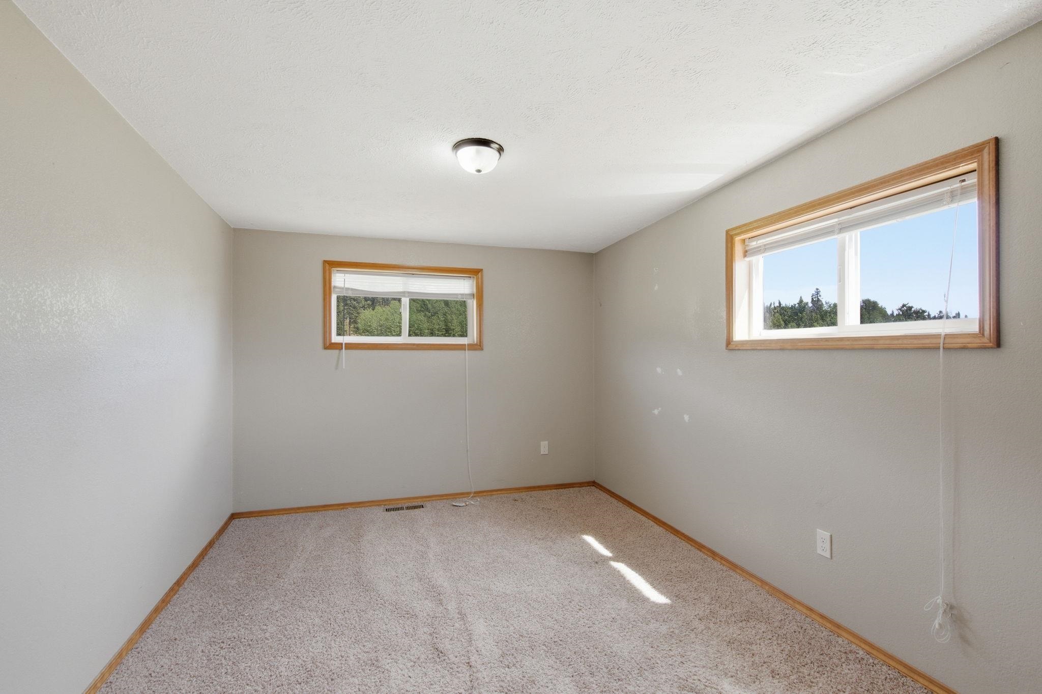 942 Berry Road Usk, WA 99180 - Photo 29 of 35
