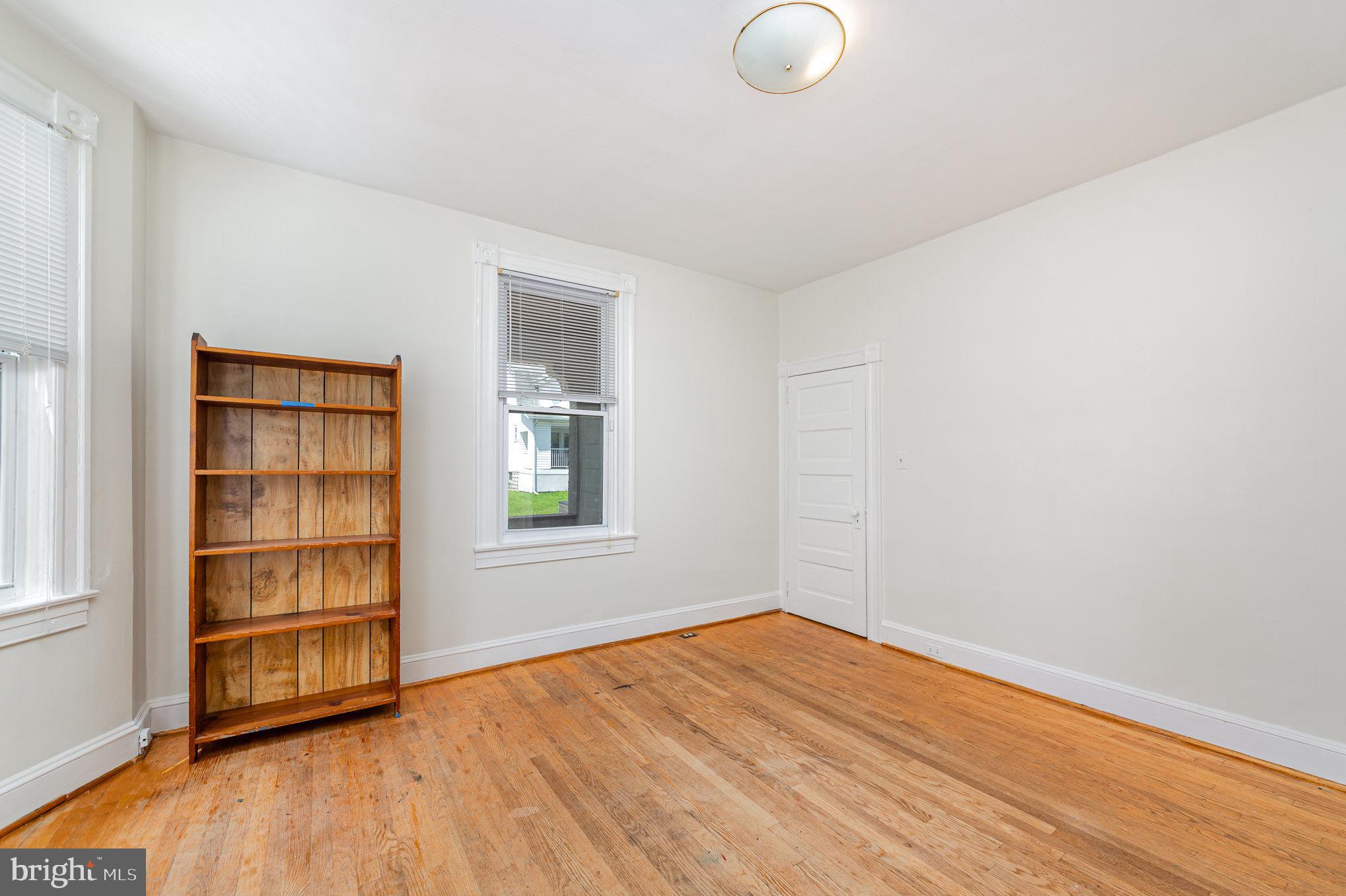 4112 Marx Avenue Baltimore, MD 21206 - Photo 12 of 37