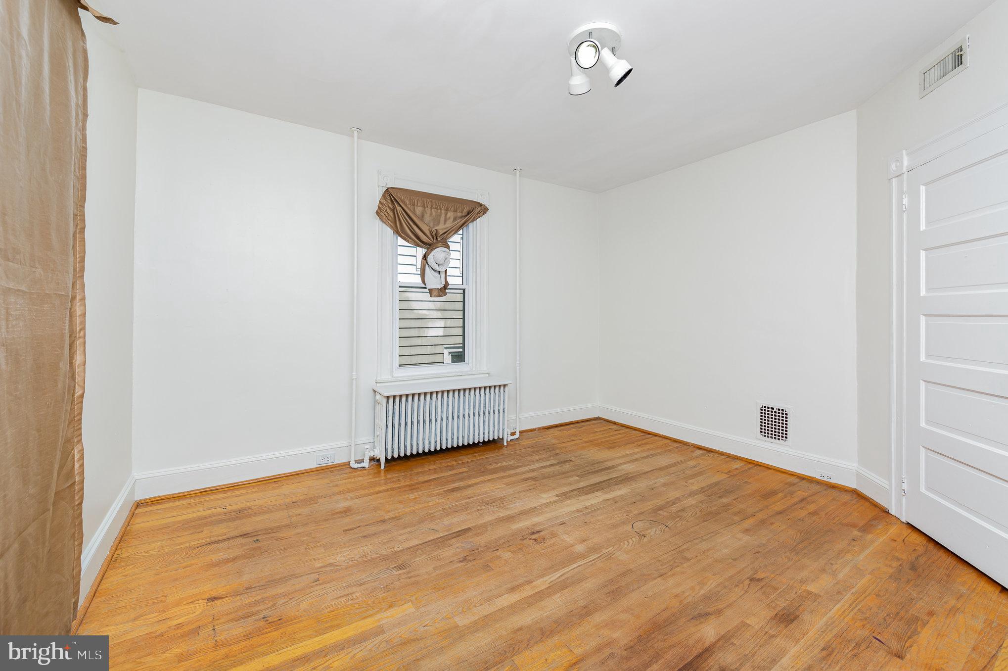 4112 Marx Avenue Baltimore, MD 21206 - Photo 22 of 37