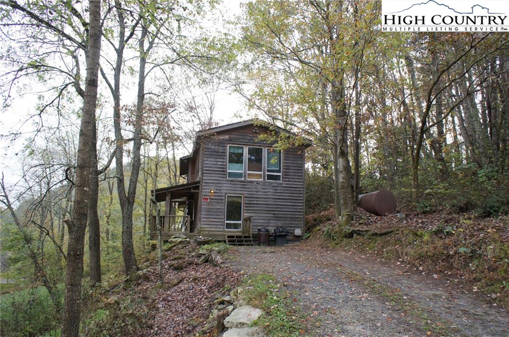 149 River Bend Road Sugar Grove, NC 28679 - Photo 6 of 31 Gallery Image 6