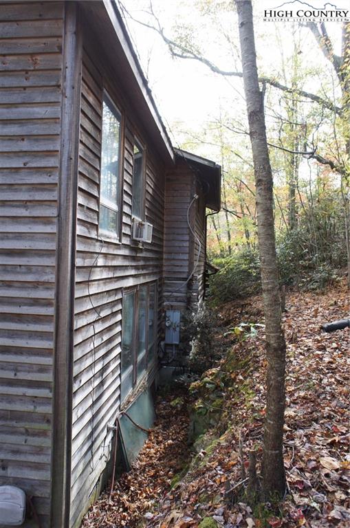 149 River Bend Road Sugar Grove, NC 28679 - Photo 9 of 31 Gallery Image 9