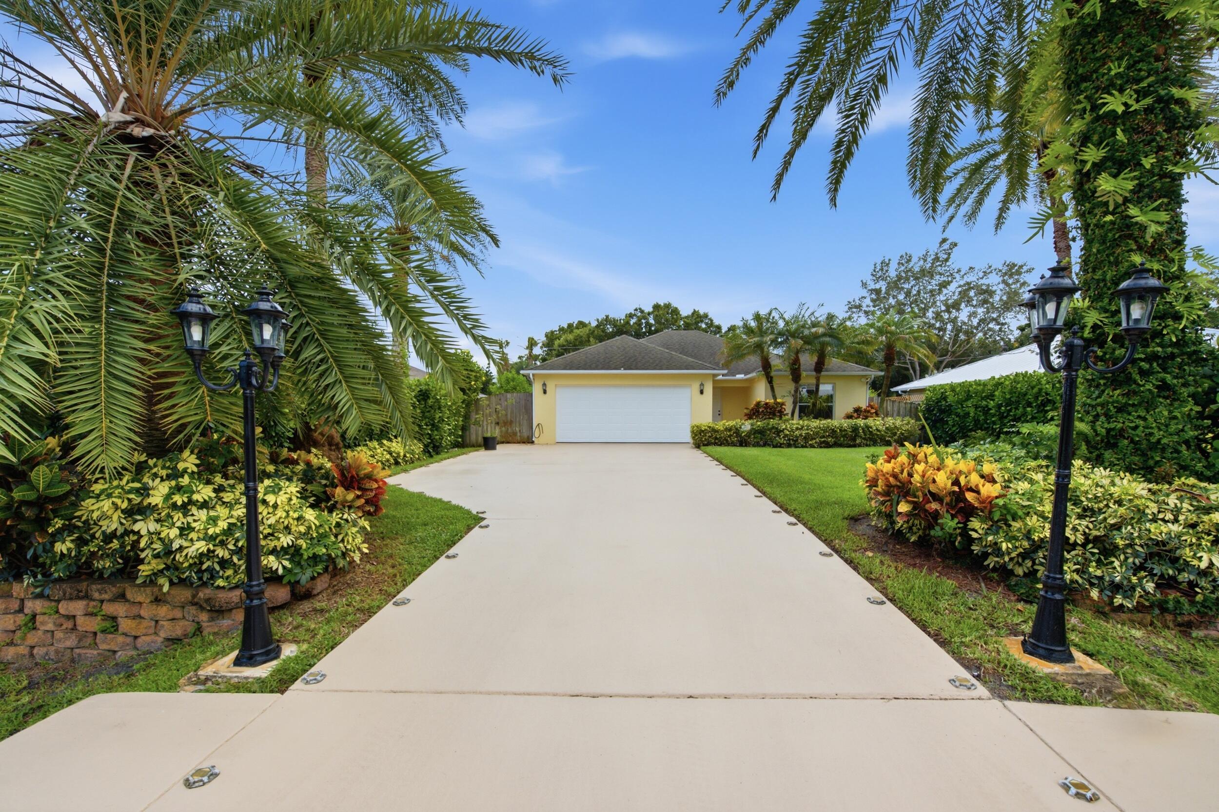 3772 Southeast Upper Street Stuart, FL 34997 - Photo 2 of 34 2__dsc1614