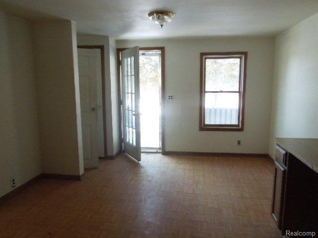 6453 Tucker Road Holly, MI 48442 - Photo 16 of 25 1-7 093.jpg
