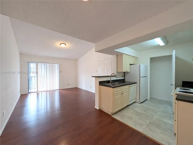 $1,850 | 15067 Southwest 103rd Terrace, Unit 14205, Miami, FL 33196