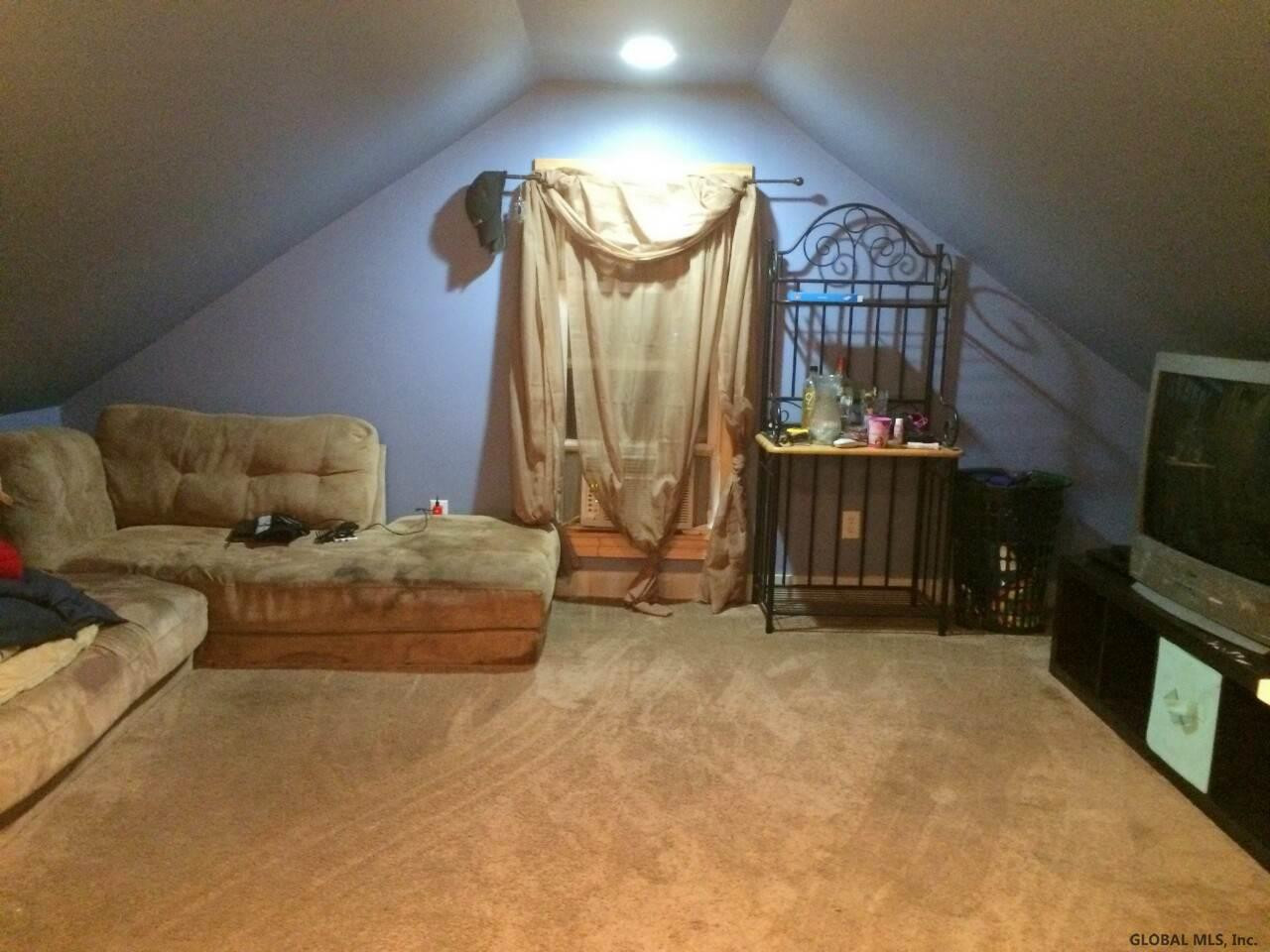 15 Katherine Road Colonie, NY 12205 - Photo 13 of 15 Photo 13