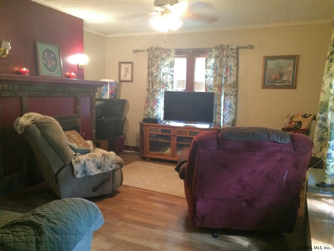 15 Katherine Road Colonie, NY 12205 - Photo 9 of 15 Photo 9