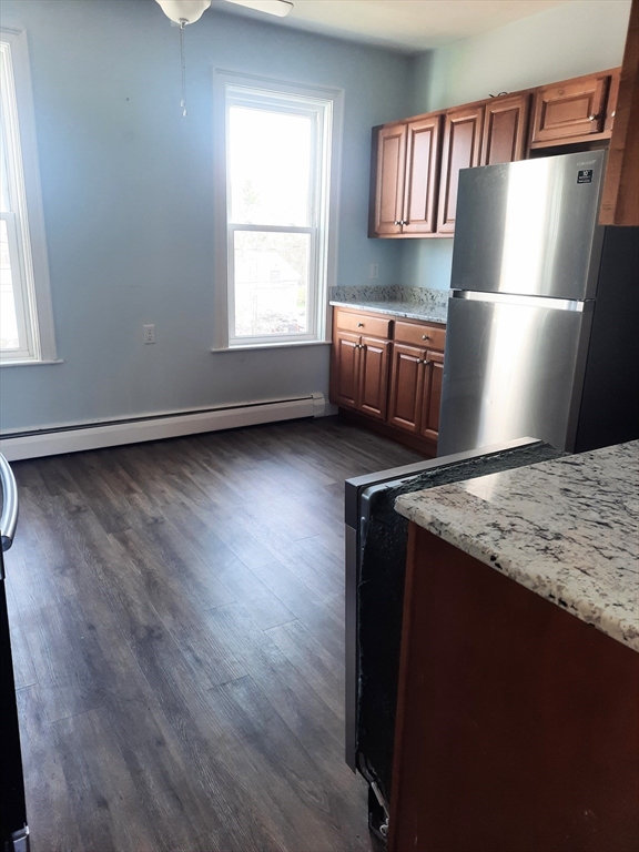 422 Washington Street, Unit 2 Whitman, MA 02382 - Photo 4 of 7