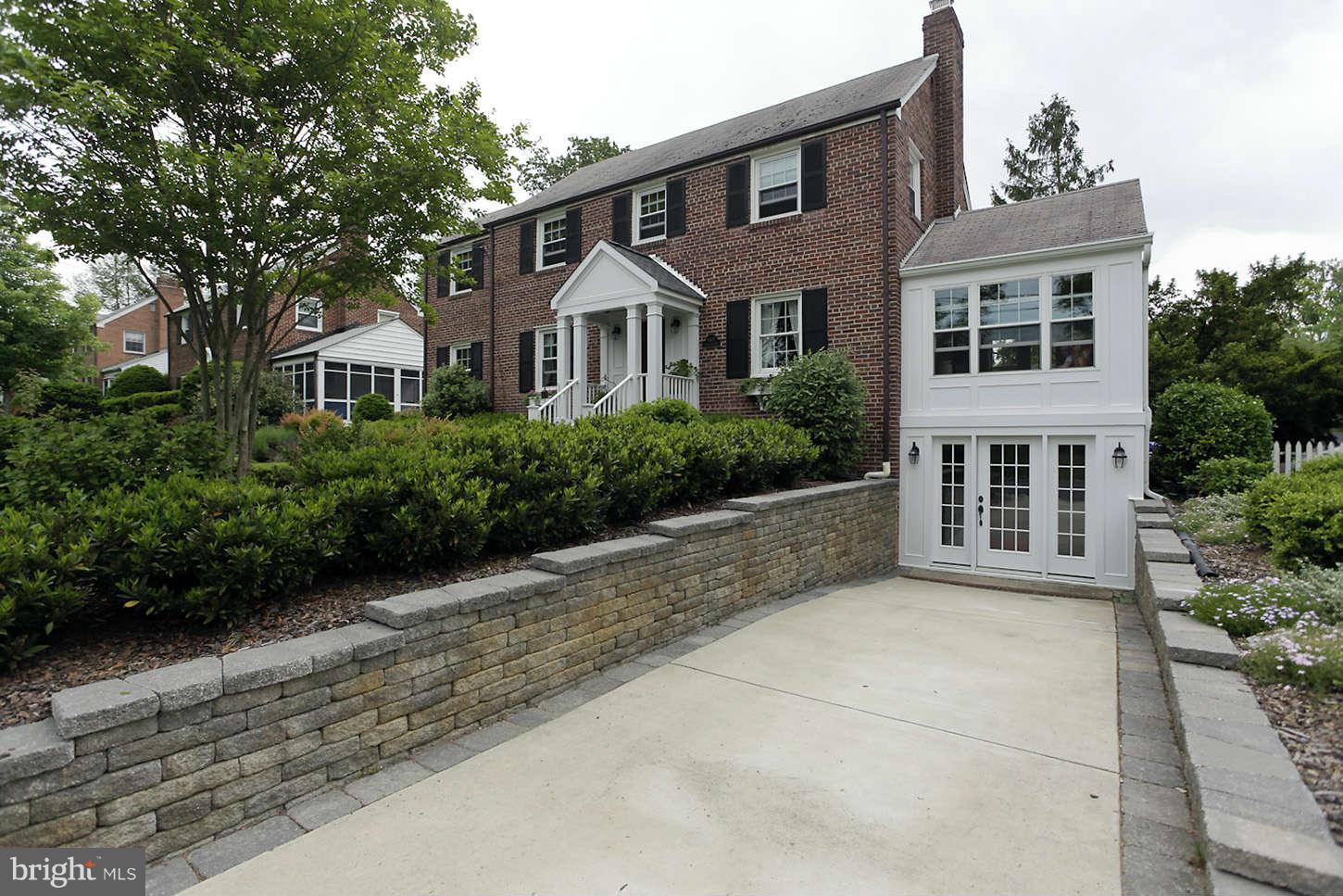 9603 Sutherland Road Silver Spring, MD 20901 - Photo 2 of 30 Exterior (Front)