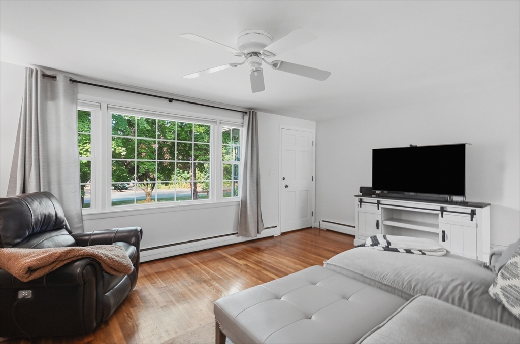 51 Tyler Street Methuen, MA 01844 - Photo 7 of 42