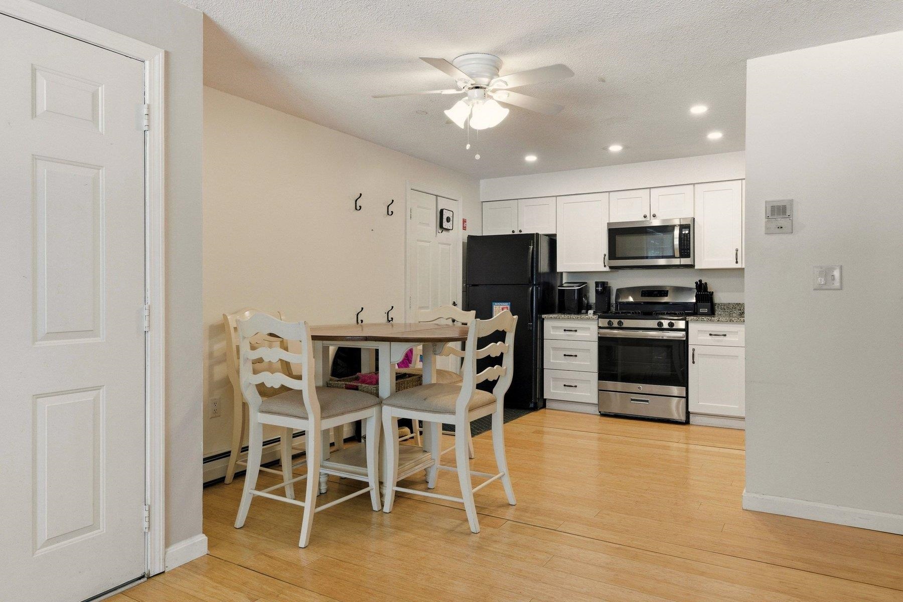 50 Brookside Drive, Unit F2 Exeter, NH 03833 - Photo 2 of 21