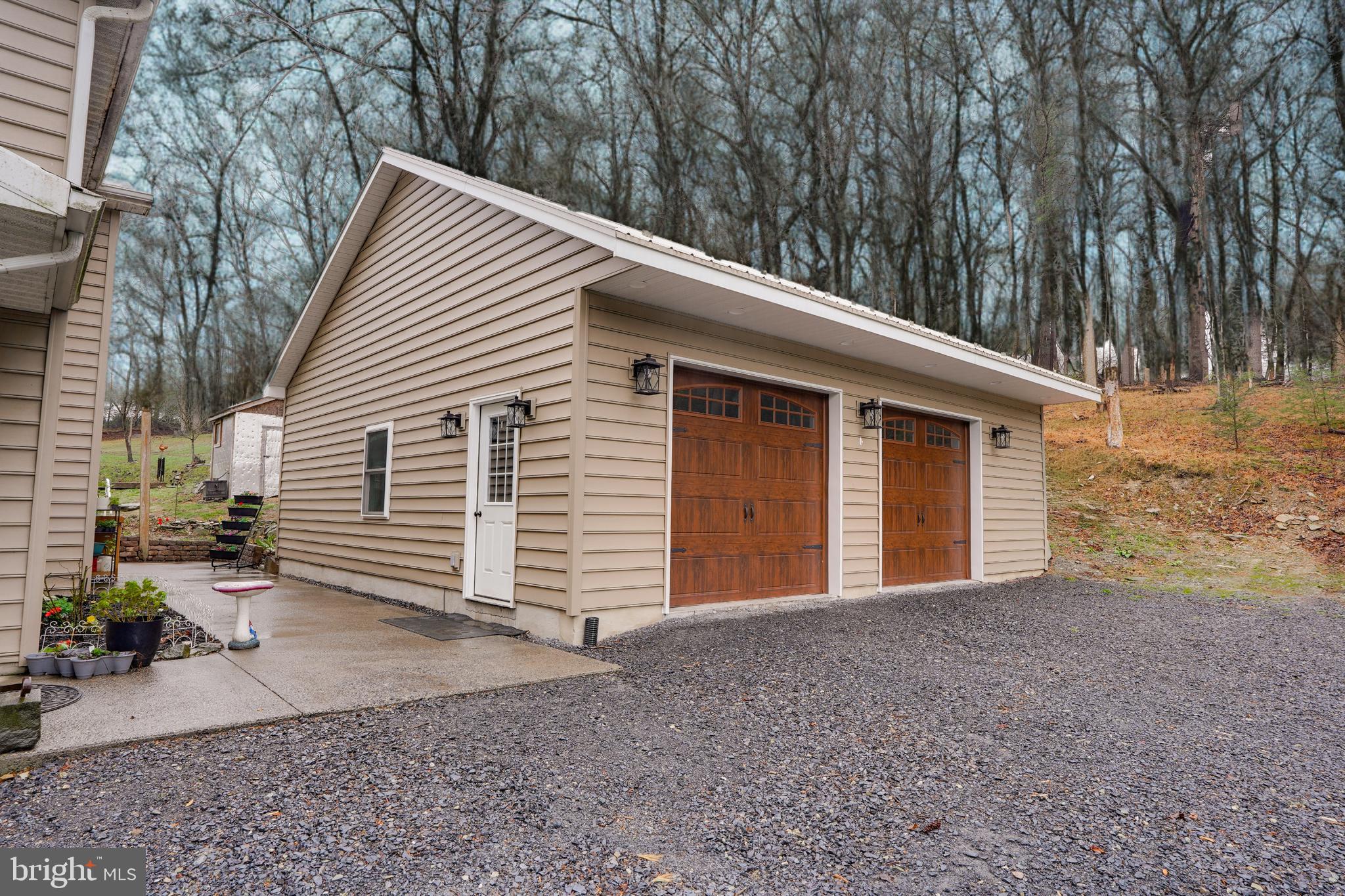 3065 Buchanan Valley Road Orrtanna, PA 17353 - Photo 6 of 41