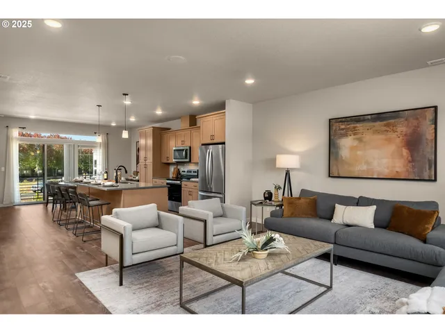 $449,500 | 3562 Southeast Brookwood Avenue, Hillsboro, OR 97123