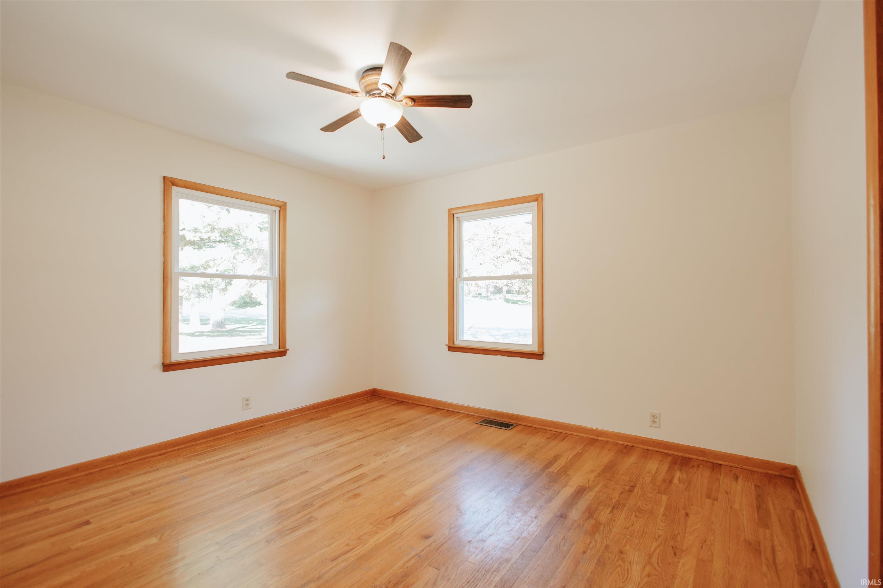 919 Sharon Road Newburgh, IN 47630 - Photo 13 of 36 Gallery Image 13