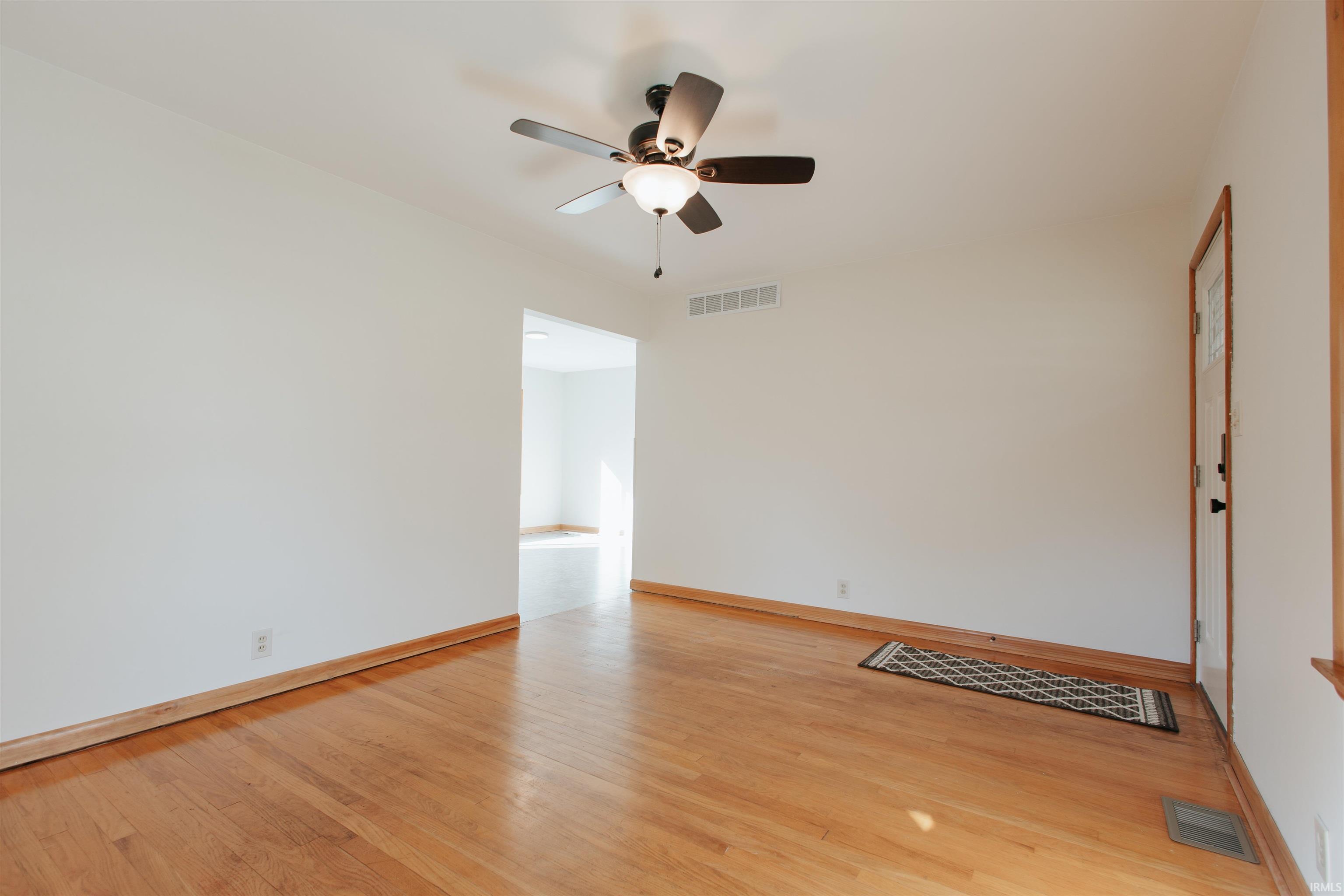 919 Sharon Road Newburgh, IN 47630 - Photo 4 of 36 Gallery Image 4