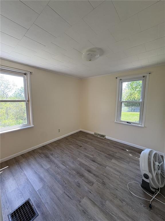 6365 Tuscarawas Road Industry, PA 15052 - Photo 12 of 21 Bedroom 3
