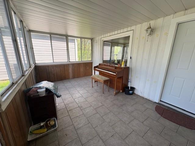 6365 Tuscarawas Road Industry, PA 15052 - Photo 4 of 21 Sunroom