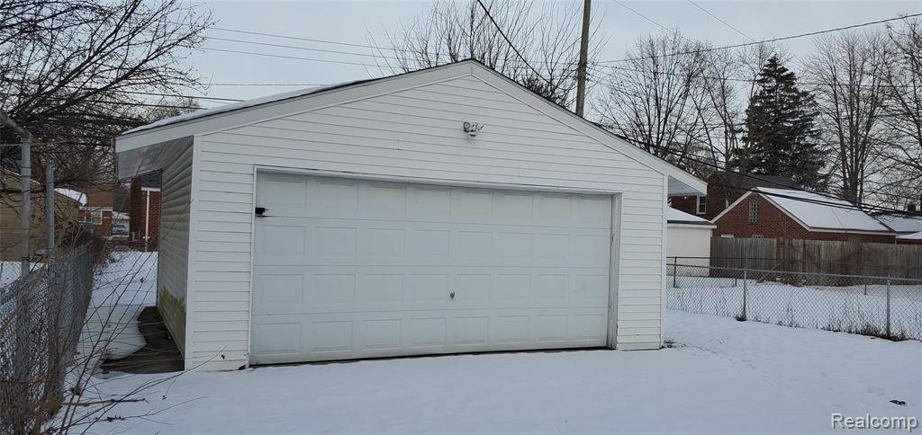 14663 Jacob Avenue Eastpointe, MI 48021 - Photo 38 of 39