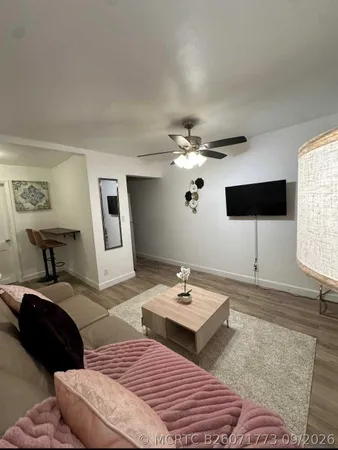 $2,200 | 1505 Northeast 15th Avenue, Unit 2, Fort Lauderdale, FL 33304