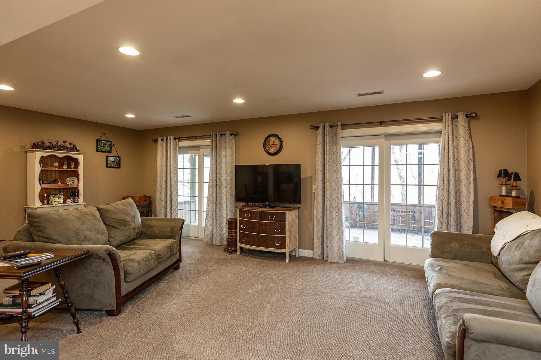 557 Hackman Road, Unit B Lititz, PA 17543 - Photo 34 of 51