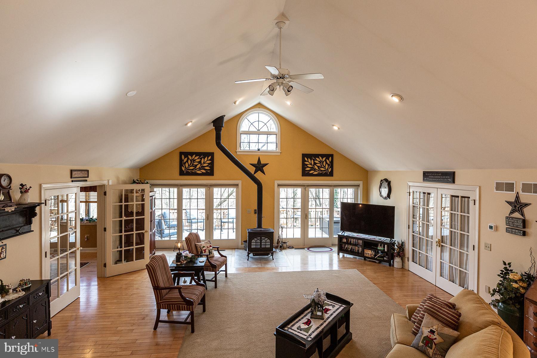 557 Hackman Road, Unit B Lititz, PA 17543 - Photo 8 of 51