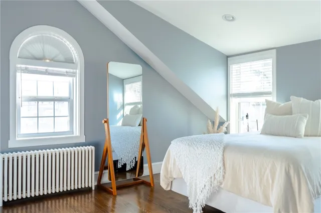 $3,900 | 34 Stockholm Street, Newport, RI 02840