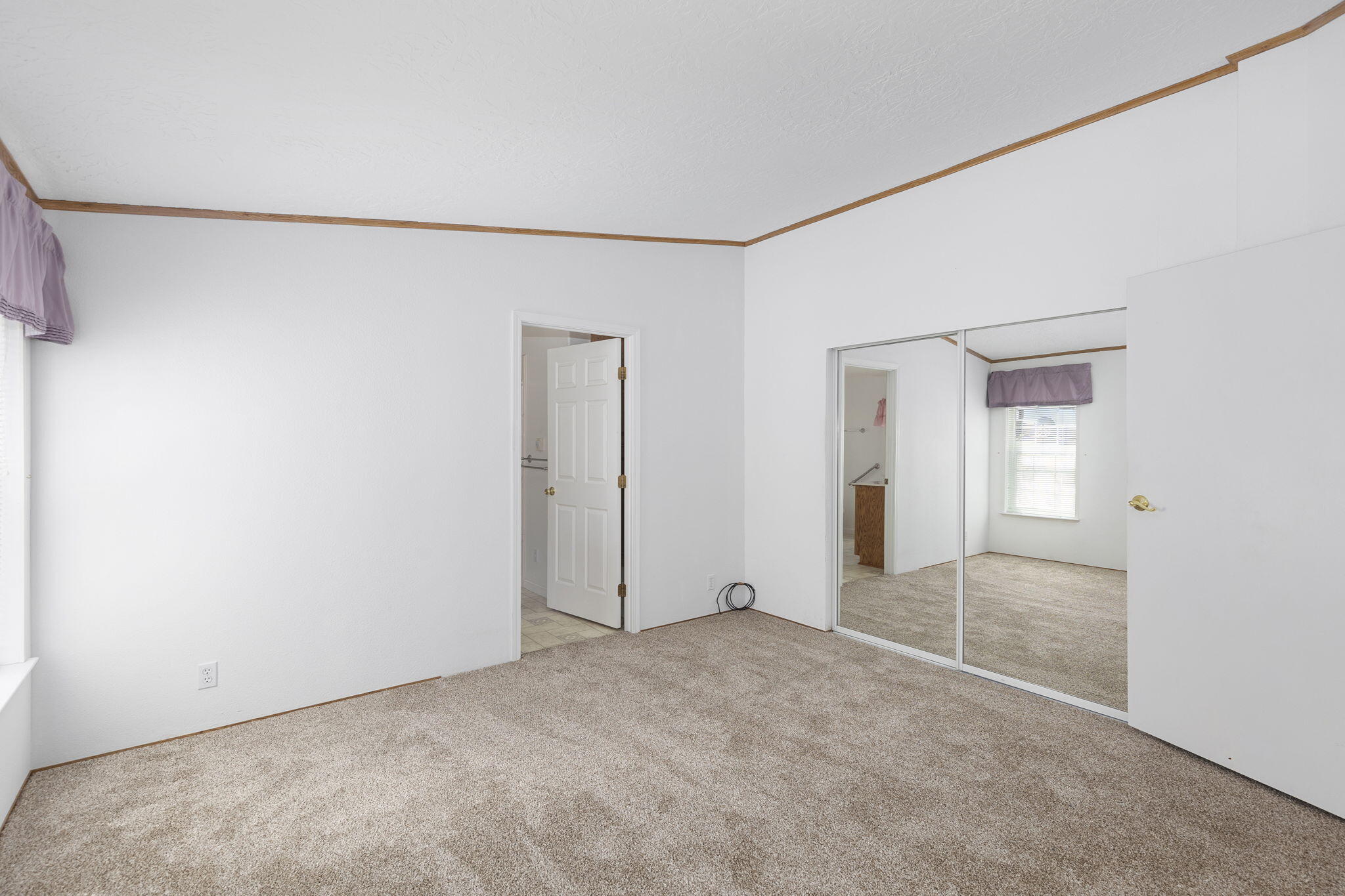 3955 South Stage Road, Unit 94 Medford, OR 97501 - Photo 18 of 40 16-web-or-mls-3955-s-stage-rd-94