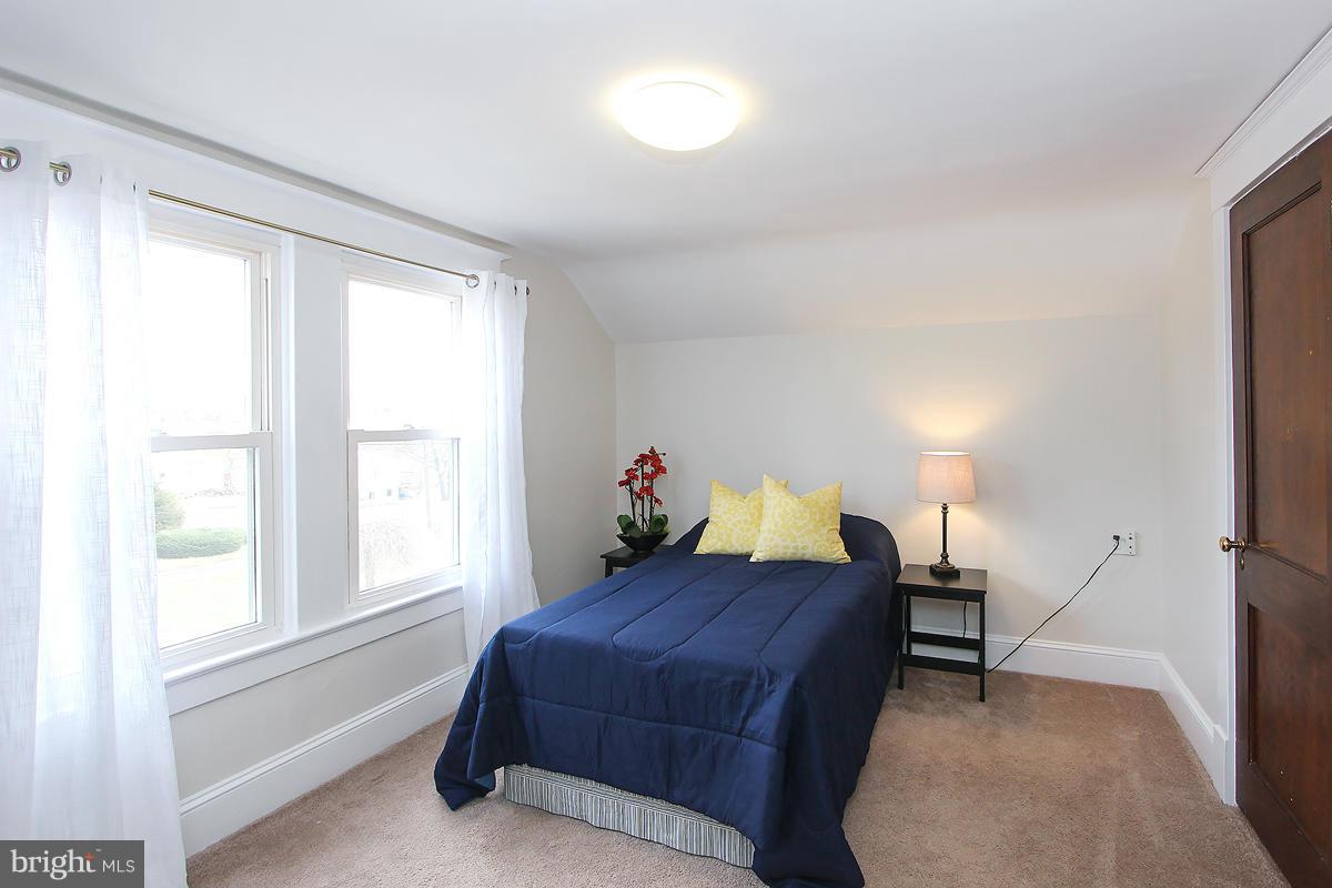 27404 Ridge Road Damascus, MD 20872 - Photo 22 of 27 Bedroom