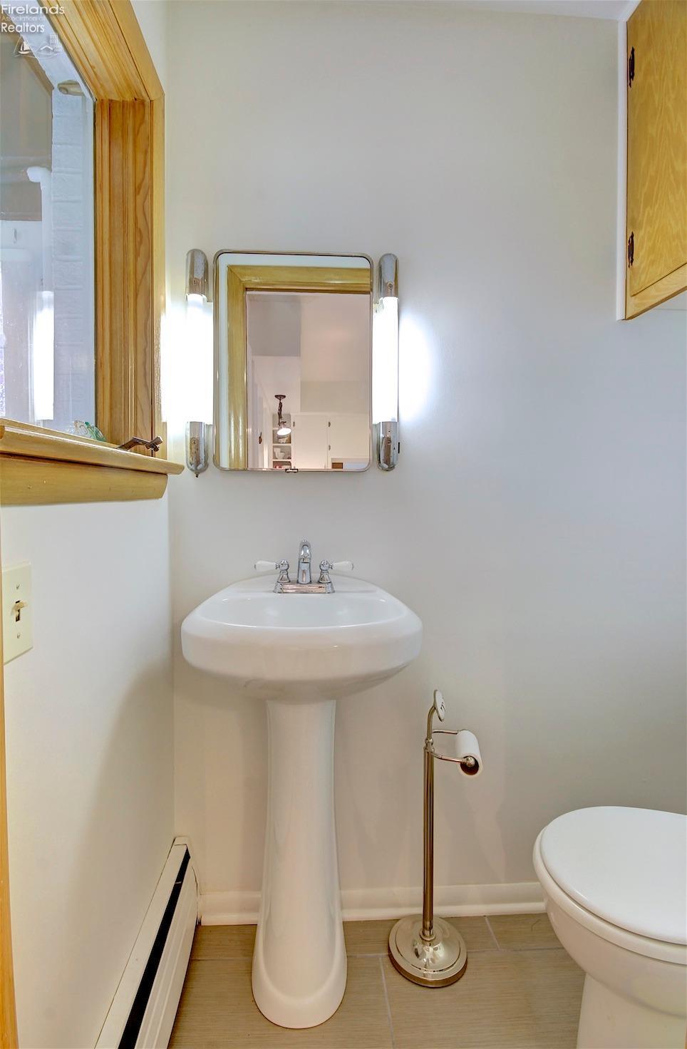 4464 East Cliff Road Port Clinton, OH 43452 - Photo 18 of 36 Gallery Image 18
