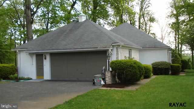 4745 Bull Road Dover, PA 17315 - Photo 4 of 35 Gallery Image 4
